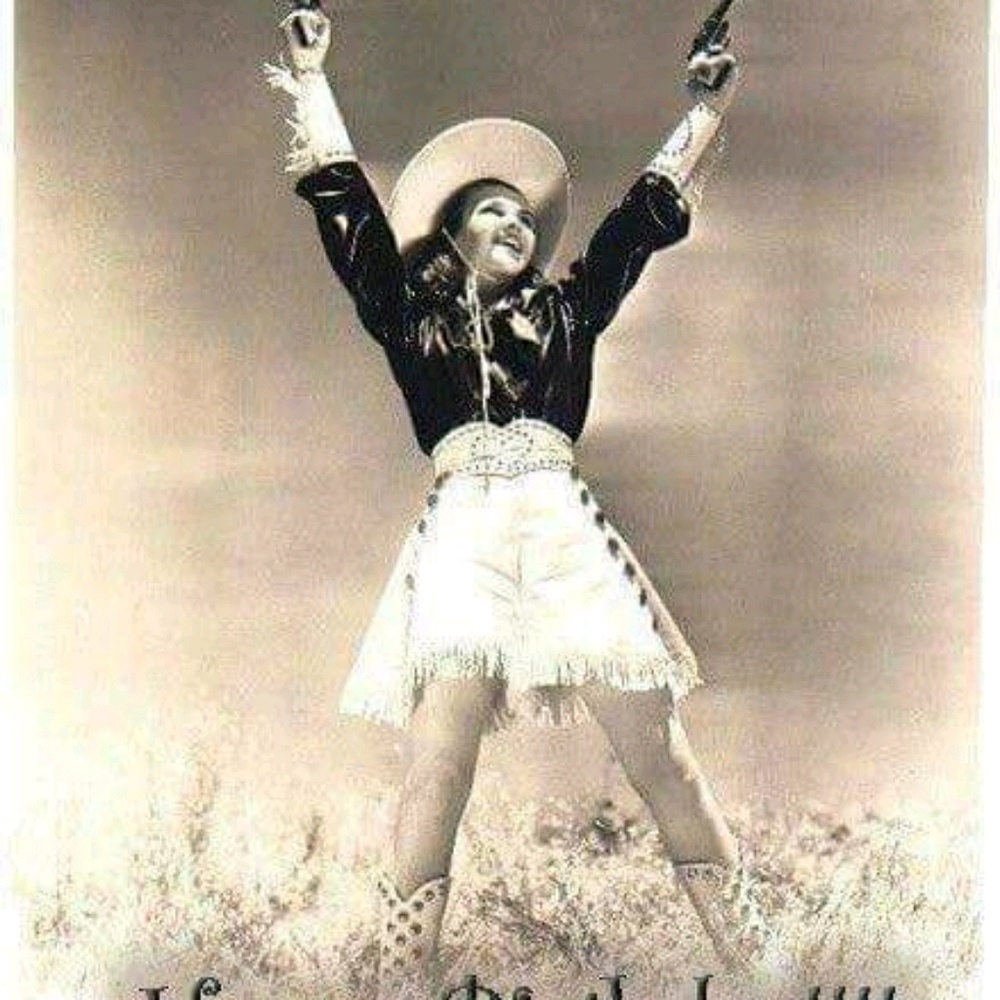 Meet your Posher, Marilyn